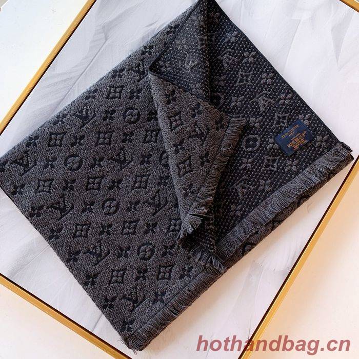 Louis Vuitton Scarf LV00030